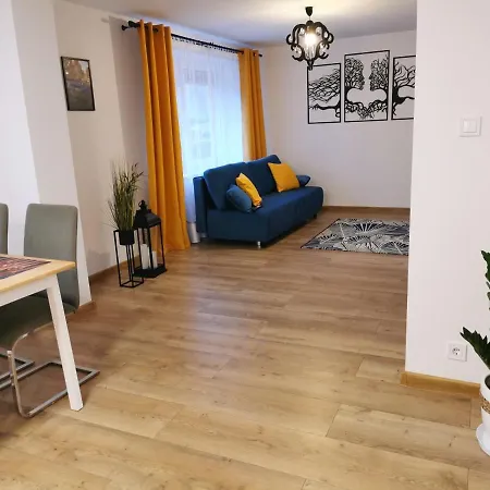 Under The Hill 1 Бад-Мускау